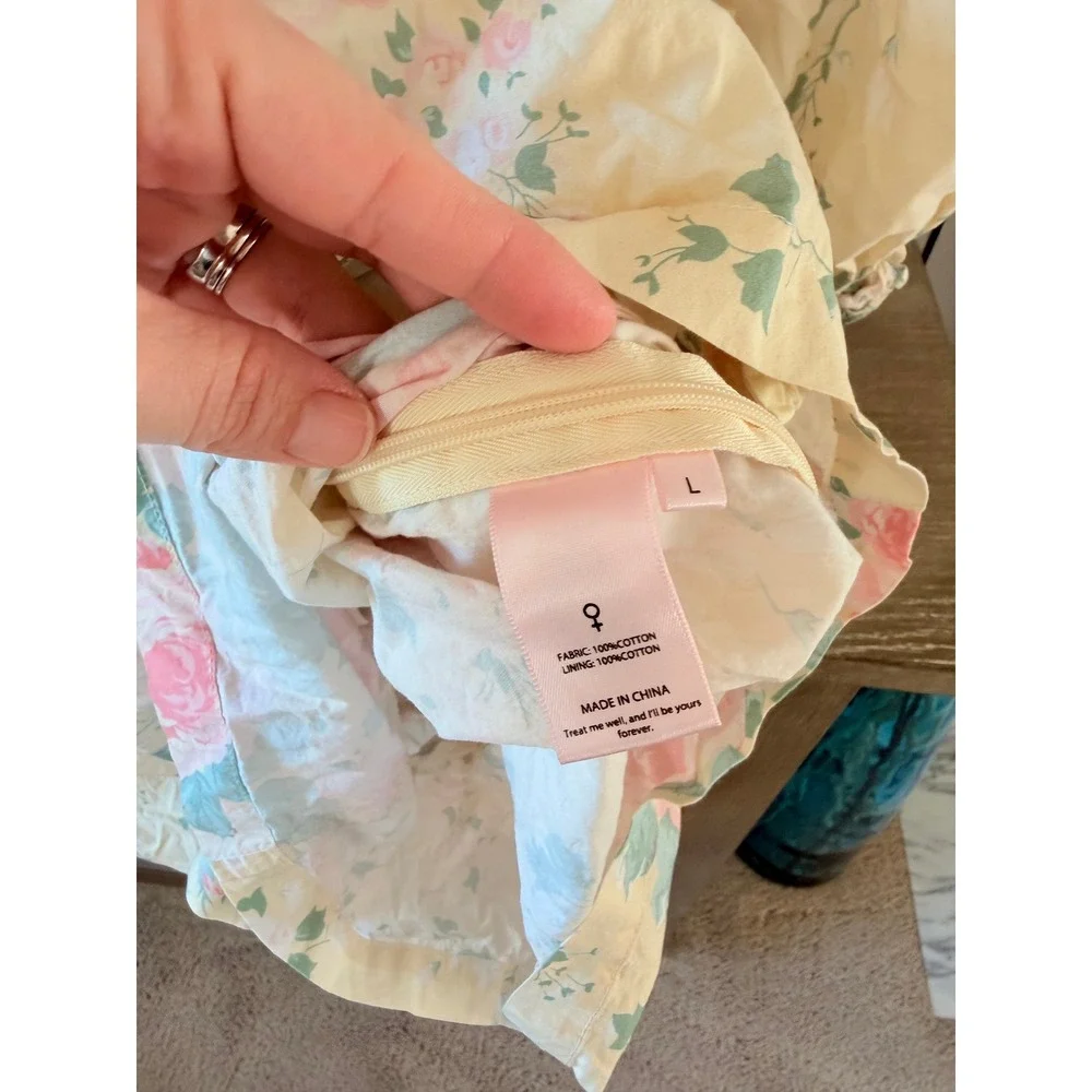 Selkie Hampton Floral Puff Sleeve Romper Women Yellow Pastel Size Large - Picture 8 of 12